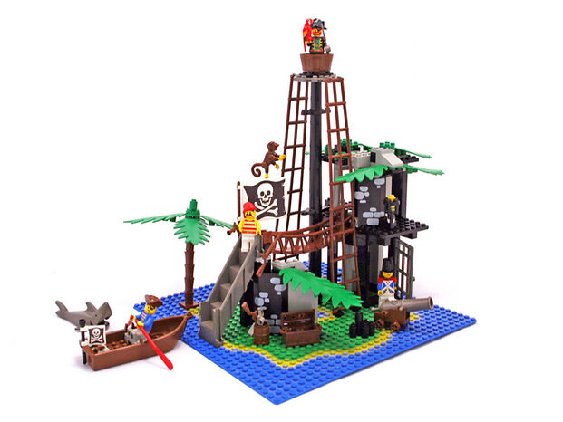 Lego set 6270 Pirates Forbidden Island Forbidden